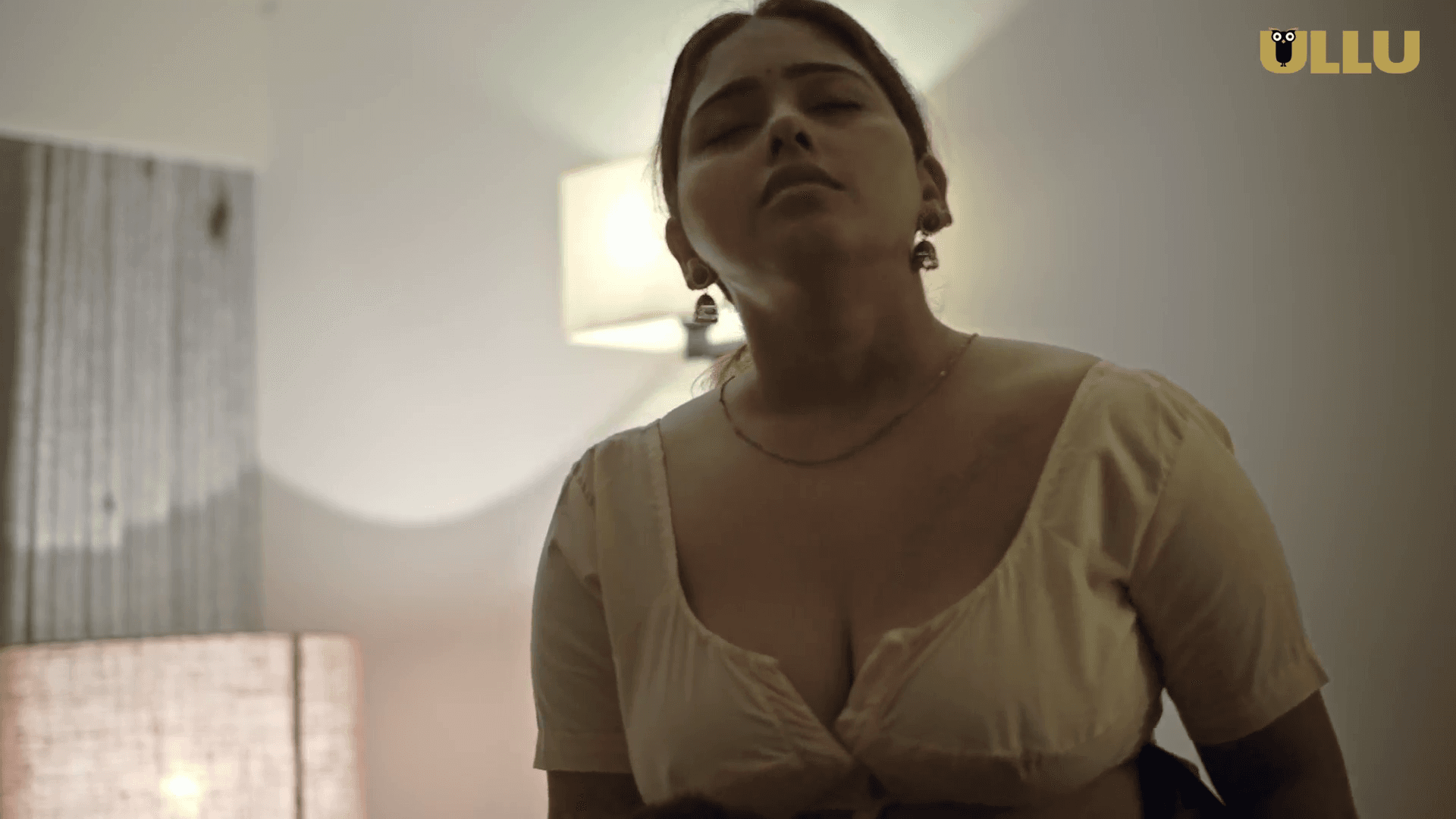 Watch Sanskari E1 - Anita Jaiswal Desi Bhabhi Sex Video Web Series Video Online in HD Free on XMasti