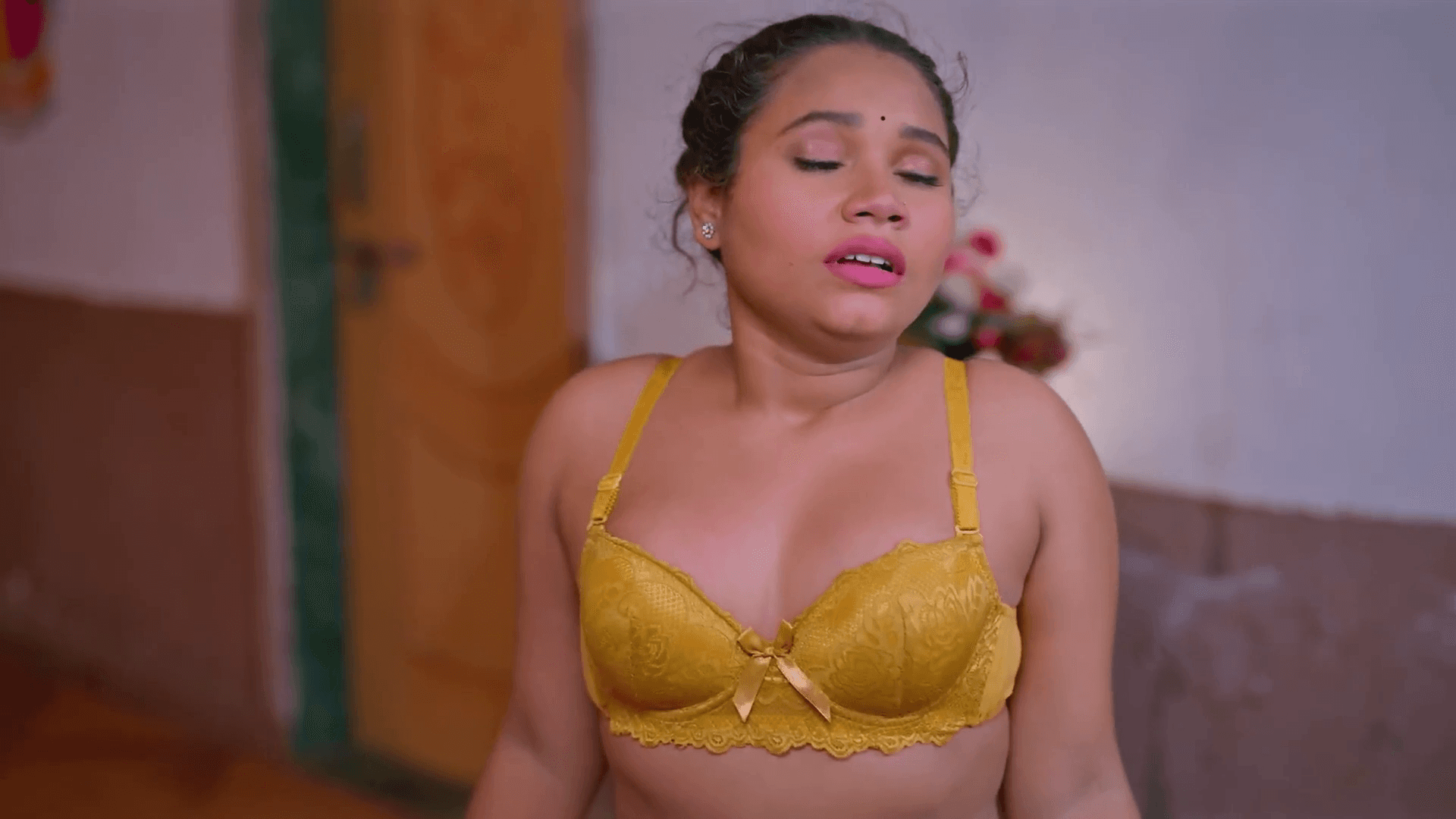 Watch Thand Ka Maza E8 - Tina Nandy Indian Bhabhi XNXX Web Series Video Online in HD Free on XMasti