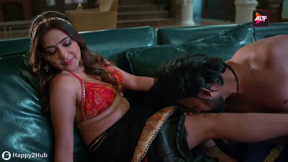 Watch Lehenga Chunri S01 Ep3 - Shiny Dixit Bhabhi Sexy Video Web Series Video Online in HD Free on XMasti