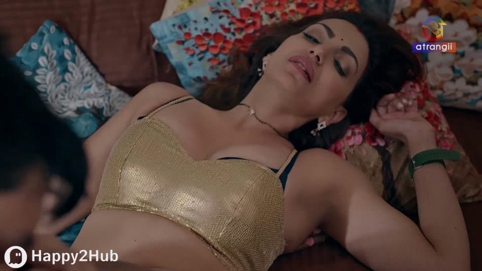 Watch Chumbak Ep2 - Atrangii Navina Bole Hot Bhabhi Sex Web Series Video Online in HD Free on XMasti