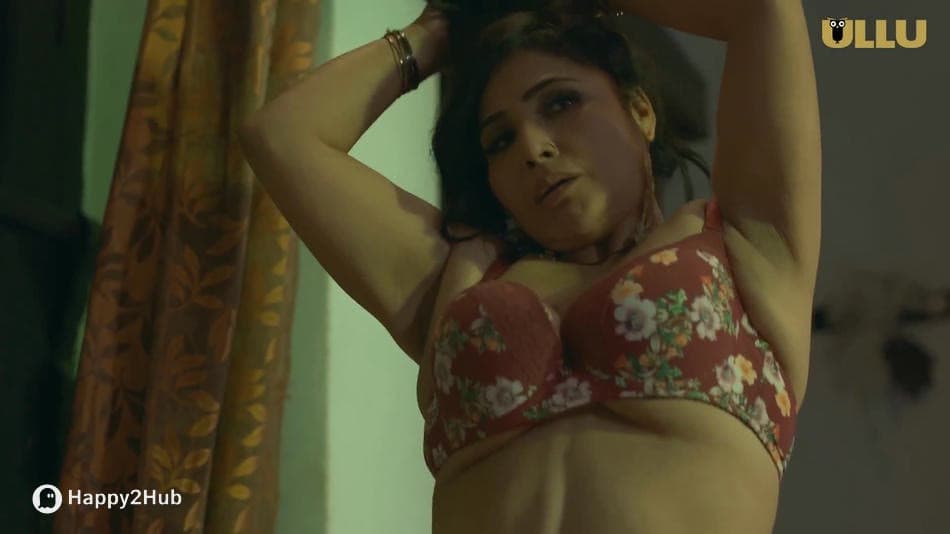 Watch Tota Ep4 - Ullu Rajsi Verma Devar Bhabhi Ka Sex Web Series Video Online in HD Free on XMasti