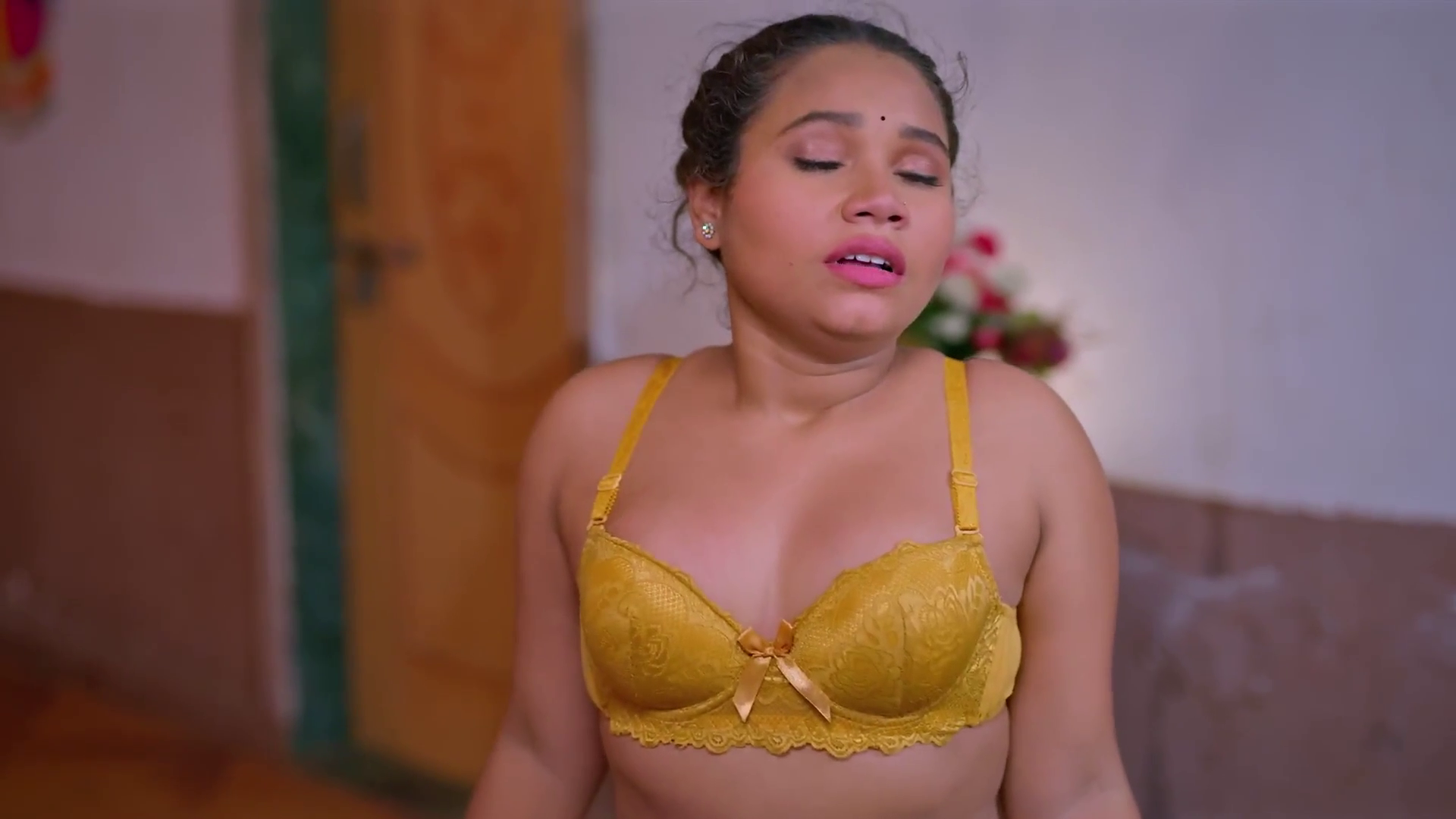 Watch Thand Ka Maza E8 - Tina Nandy Indian Bhabhi XNXX Web Series Video Online in HD Free on XMasti