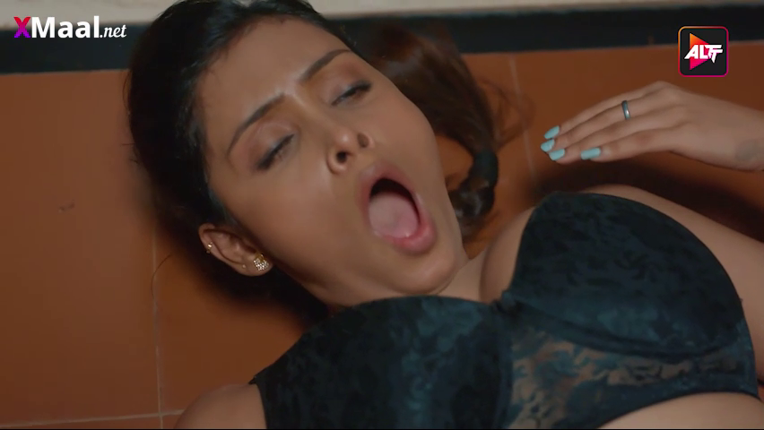 Watch Band Darwaze Ke Piche E2-Priyanka Chaurasia Bhabhi Web Series Video Online in HD Free on XMasti