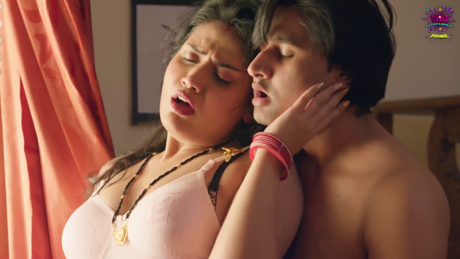 Watch Cooker Ki Sitti E5 - Manvi Chugh Desi Bhabhi Sex Web Series Video Online in HD Free on XMasti