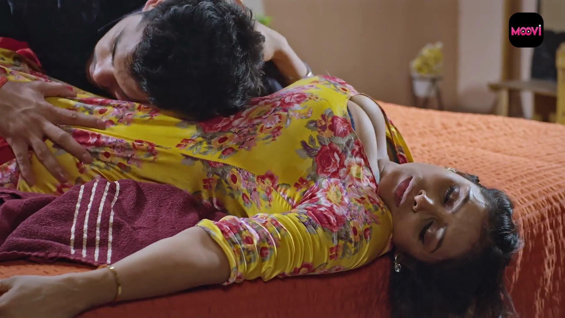 Watch Angrezi Akhbar E3 - Priyanka Chaurasia Desi Porn Web Series Video Online in HD Free on XMasti