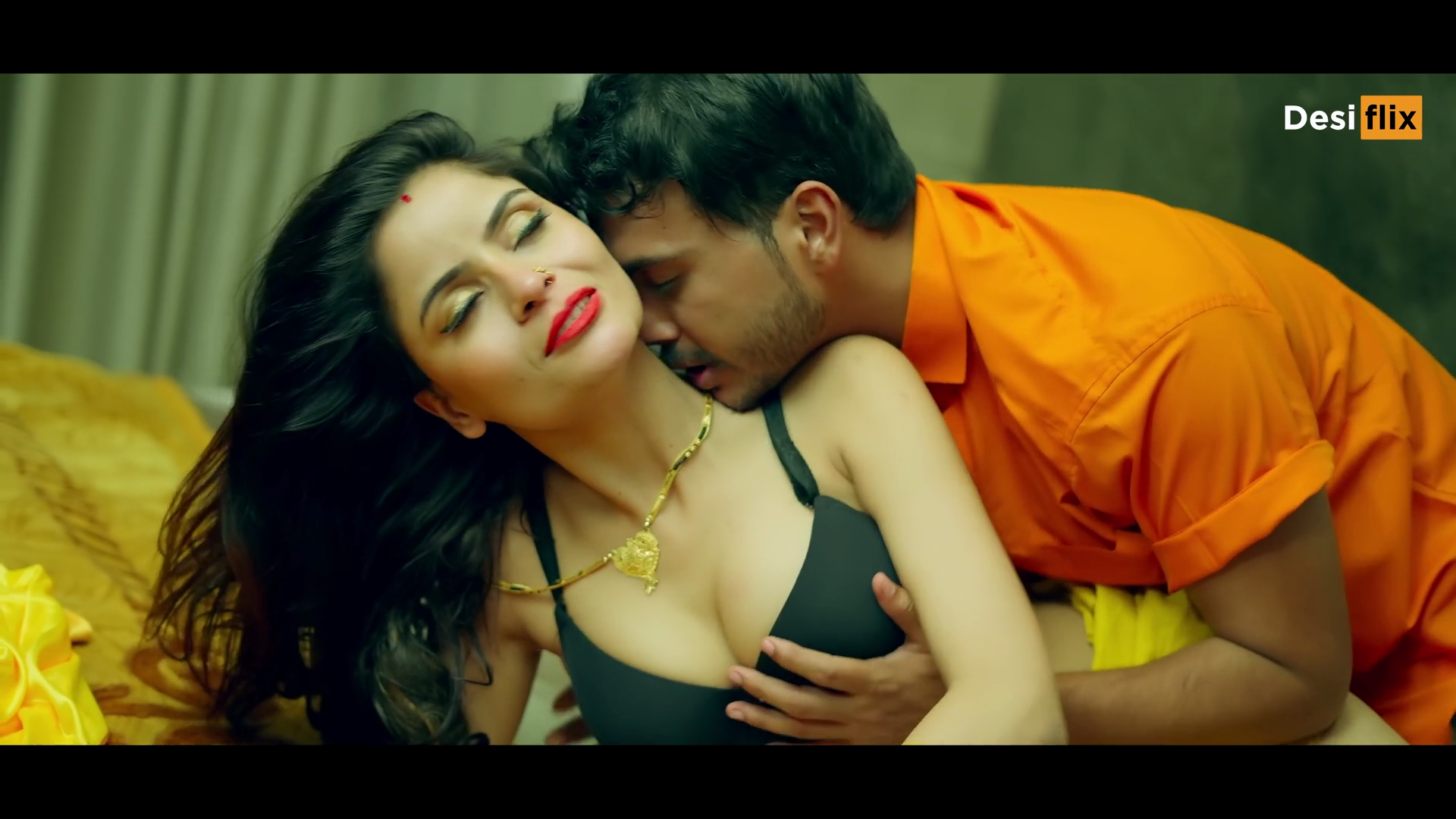 Watch Raaz E2 - Gehana Vasisth Hot Indian Bhabhi Porn Web Series Video Online in HD Free on XMasti