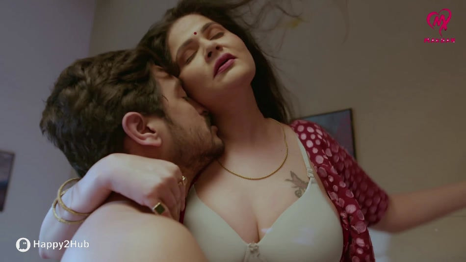 Watch Sandook E6 - Hot Indian Aunty Big Boobs Video HD Web Series Video Online in HD Free on XMasti