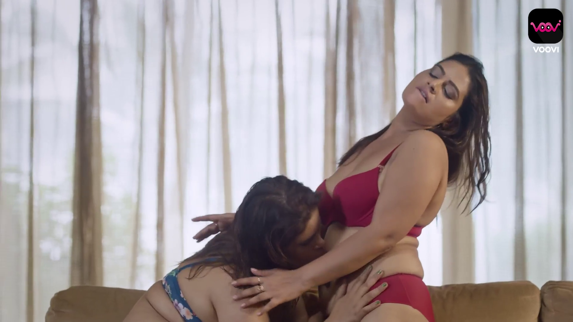 Watch ShortCut E4 - Malvika Tomar Lesbian Kissing Scene Web Series Video Online in HD Free on XMasti